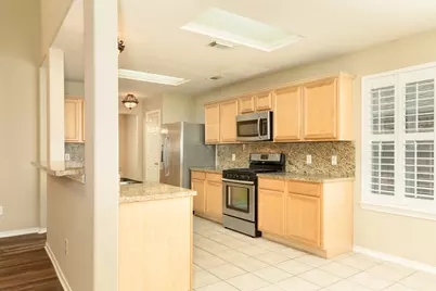413 Sun River Lane, League City, TX 77539 - Photo 8