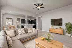 13026 Oleander Bay Ln, Texas City, TX 77568 - Photo 6