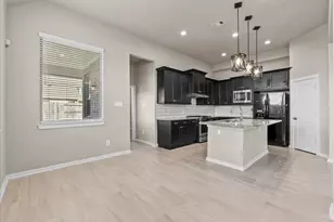 13026 Oleander Bay Ln, Texas City, TX 77568 - Photo 8