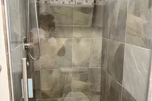 10811 Richmond Ave, Houston, TX 77042 - Photo 20