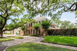 3822 Overbrook Ln, Houston, TX 77027 - Photo 1