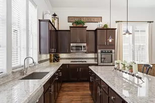 5750 Kiam St, Houston, TX 77007 - Photo 16