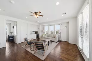 5750 Kiam St, Houston, TX 77007 - Photo 26