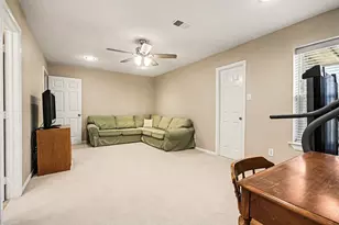 101 Lakeview Cir, Friendswood, TX 77546 - Photo 34