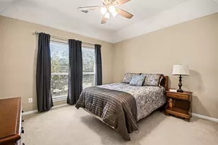 101 Lakeview Cir, Friendswood, TX 77546 - Photo 26