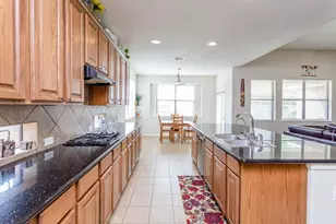 6706 Ashworth Dr, Sugar Land, TX 77479 - Photo 10