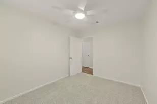 12307 Waldemar Dr, Houston, TX 77077 - Photo 30