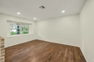12307 Waldemar Dr, Houston, TX 77077 - Photo 6