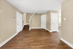 19934 Crested Hill Ln, Cypress, TX 77433 - Photo 6