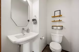 2106 Holman St, Houston, TX 77004 - Photo 16