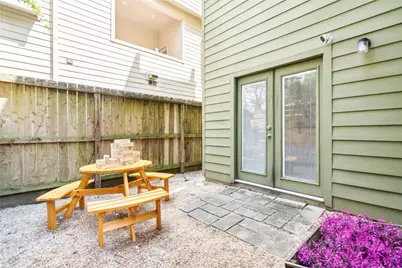 2106 Holman Street #B, Houston, TX 77004 - Photo 6