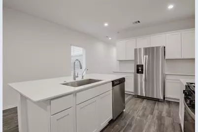 1055 Llano Trail, Dayton, TX 77535 - Photo 14