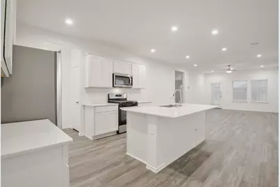 1055 Llano Trail, Dayton, TX 77535 - Photo 8