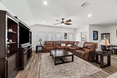 13911 Red River Drive, Baytown, TX 77523 - Photo 8