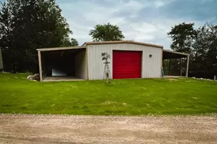 38 Martha Ln, Huntsville, TX 77320 - Photo 32