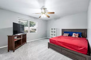 902 S Kaufman Dr, Deer Park, TX 77536 - Photo 14