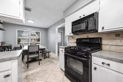 902 S Kaufman Drive, Deer Park, TX 77536 - Photo 12