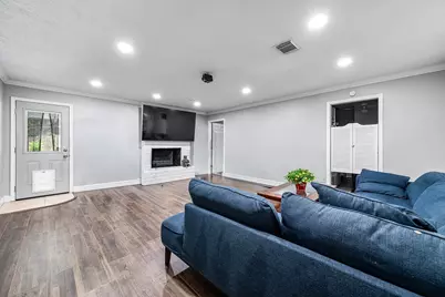 902 S Kaufman Drive, Deer Park, TX 77536 - Photo 6