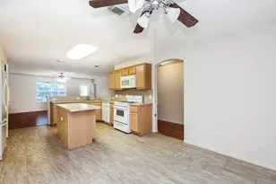 1006 Harrisburg Ct, Rosenberg, TX 77471 - Photo 6