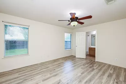1006 Harrisburg Court, Rosenberg, TX 77471 - Photo 12