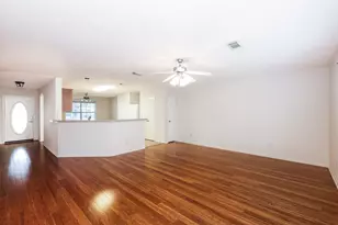 1006 Harrisburg Ct, Rosenberg, TX 77471 - Photo 10