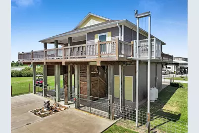 2429 Sand Crab, Crystal Beach, TX 77650 - Photo 2