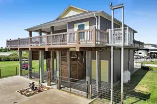 2429 Sand Crab, Crystal Beach, TX 77650 - Photo 2
