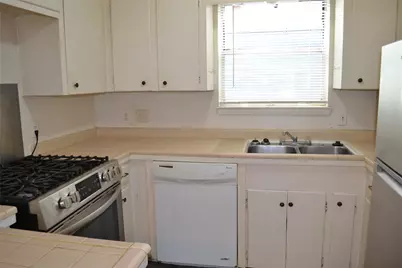 1521 Rutland Street #4, Houston, TX 77008 - Photo 10