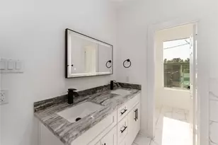 6736 Paris St, Houston, TX 77021 - Photo 14