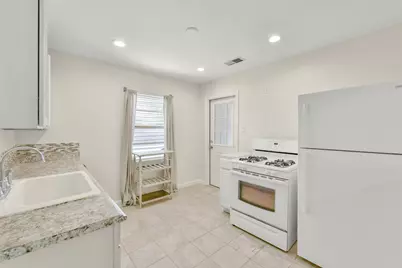 2807 Fannin Street, La Marque, TX 77568 - Photo 10