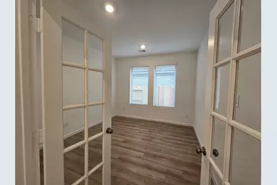 2809 Palm Branch Drive, Texas City, TX 77568 - Photo 8