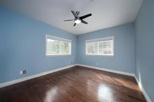 27 W Shaker Ct, The Woodlands, TX 77380 - Photo 20