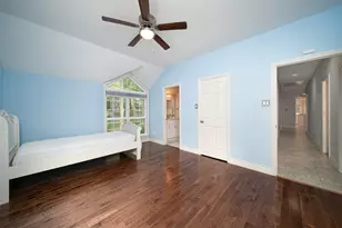 27 W Shaker Ct, The Woodlands, TX 77380 - Photo 26