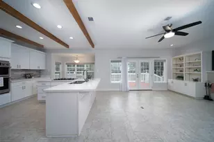27 W Shaker Ct, The Woodlands, TX 77380 - Photo 16