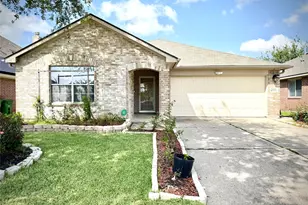 10723 Ocelot Ln, Houston, TX 77034 - Photo 2