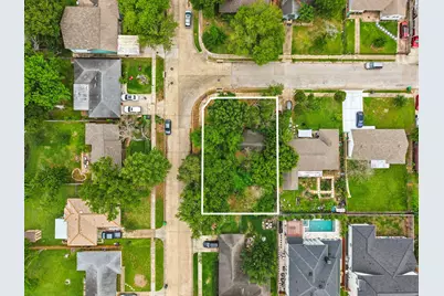 1949 Huge Oaks Street, Houston, TX 77055 - Photo 2