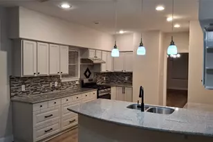 6887 Turtlewood Dr, Houston, TX 77072 - Photo 14