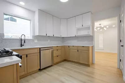 9211 Godstone Lane, Spring, TX 77379 - Photo 10