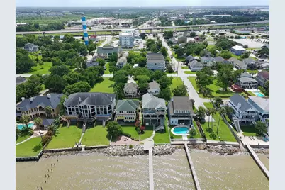 804 Bay Avenue, Kemah, TX 77565 - Photo 34