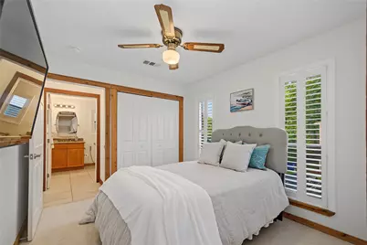 804 Bay Avenue, Kemah, TX 77565 - Photo 14