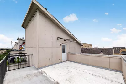 2352 Sperber Lane, Houston, TX 77003 - Photo 32