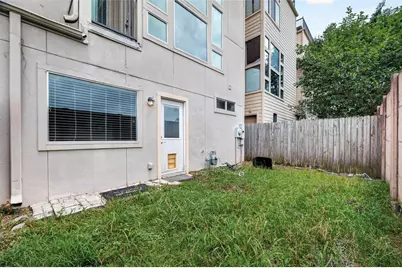 2352 Sperber Lane, Houston, TX 77003 - Photo 34