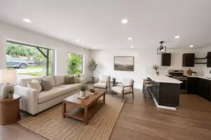 3702 Cochran St, Houston, TX 77009 - Photo 2