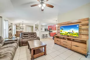 17118 Shadow Ledge Dr, Houston, TX 77095 - Photo 4