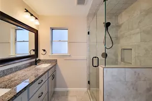 8331 Langdon Ln, Houston, TX 77036 - Photo 14