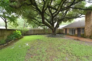 8331 Langdon Ln, Houston, TX 77036 - Photo 16