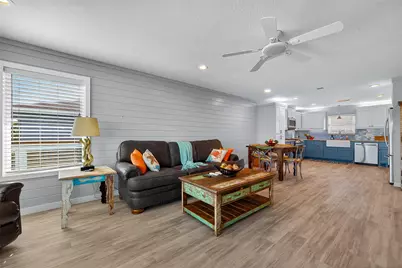 523 Pompano Street, Bayou Vista, TX 77563 - Photo 18