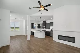 10119 Palm Spgs Pl, Manvel, TX 77578 - Photo 6
