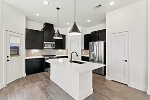 10119 Palm Spgs Pl, Manvel, TX 77578 - Photo 4