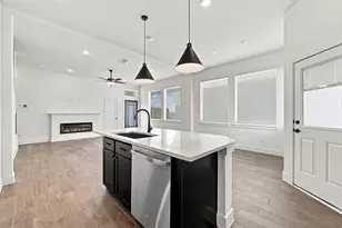 10119 Palm Spgs Pl, Manvel, TX 77578 - Photo 8